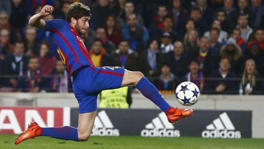 Sergi Roberto instantes antes de anotar el gol histórico.