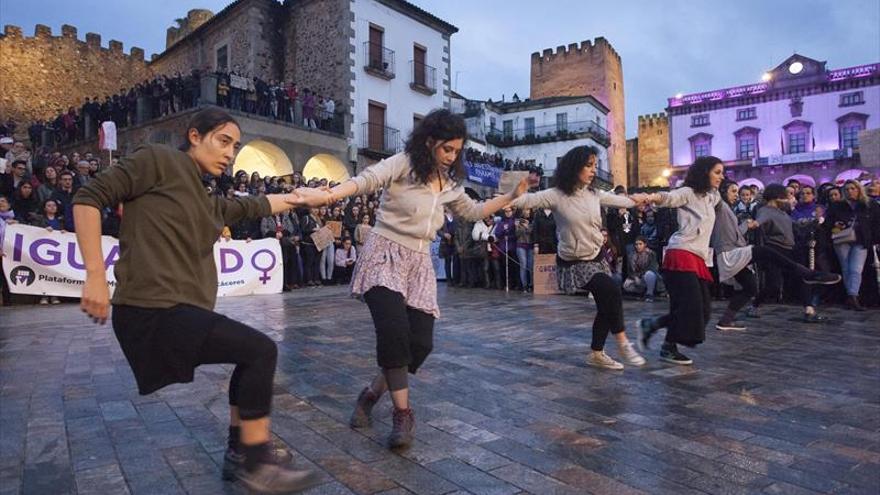 CCOO destaca el «hito histórico» que ha supuesto la celebración del 8 de marzo