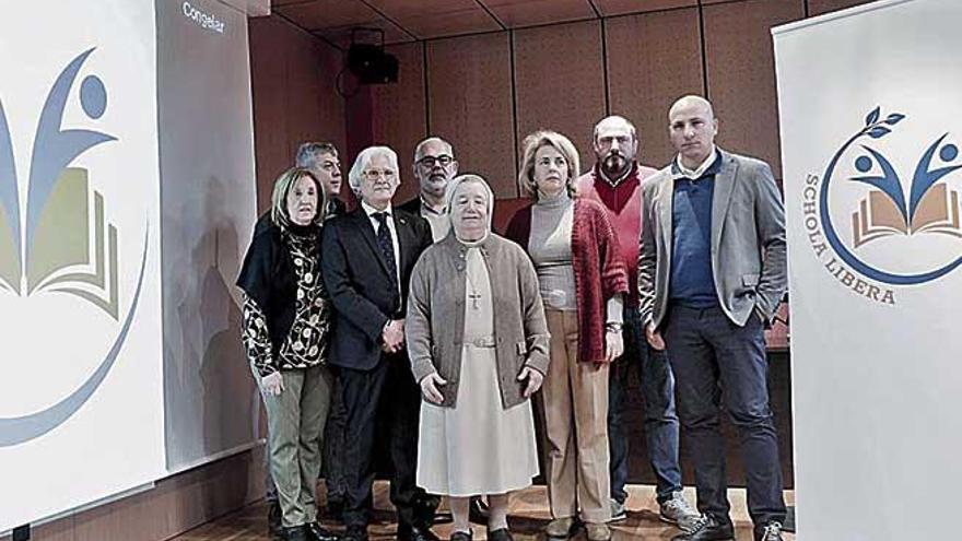 Representantes de las organizaciones que constituyen esta nueva asociación de educación.