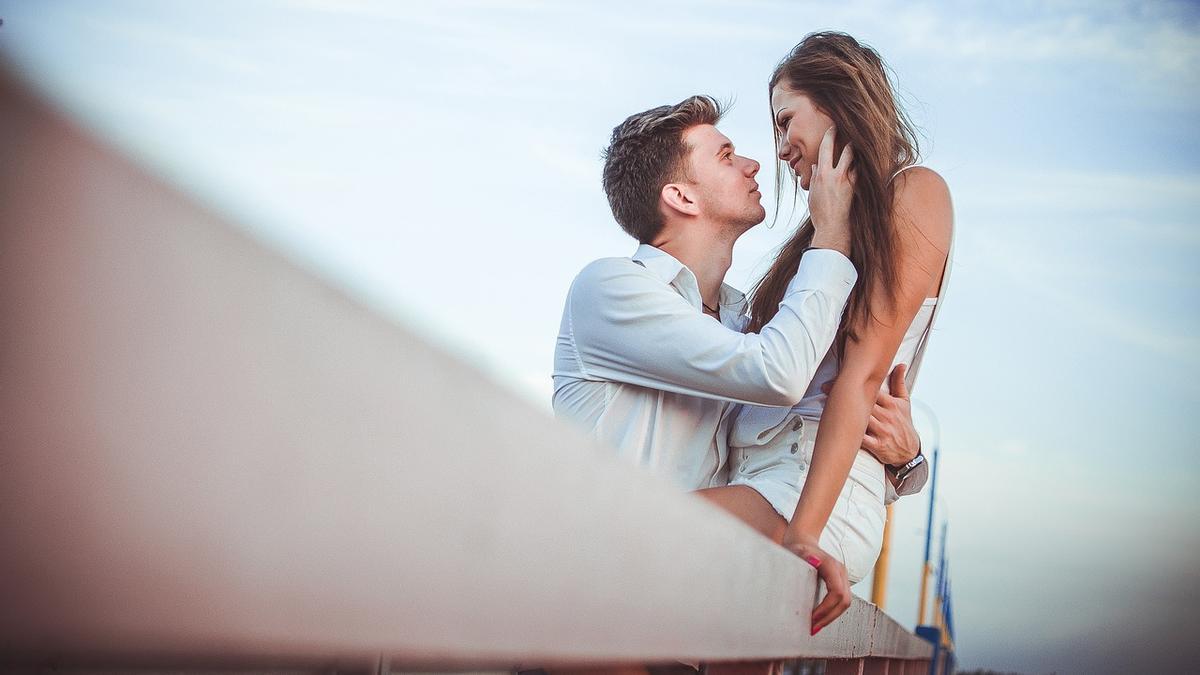 San Valentín es una cita importante para todas las parejas y hay que felicitar el día con frases bonitas