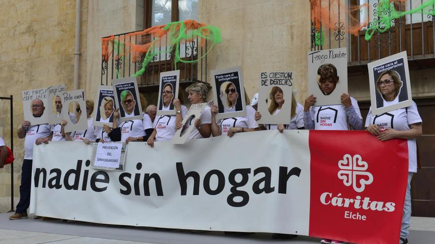 Manifiesto contra el sinhogarismo en Elche