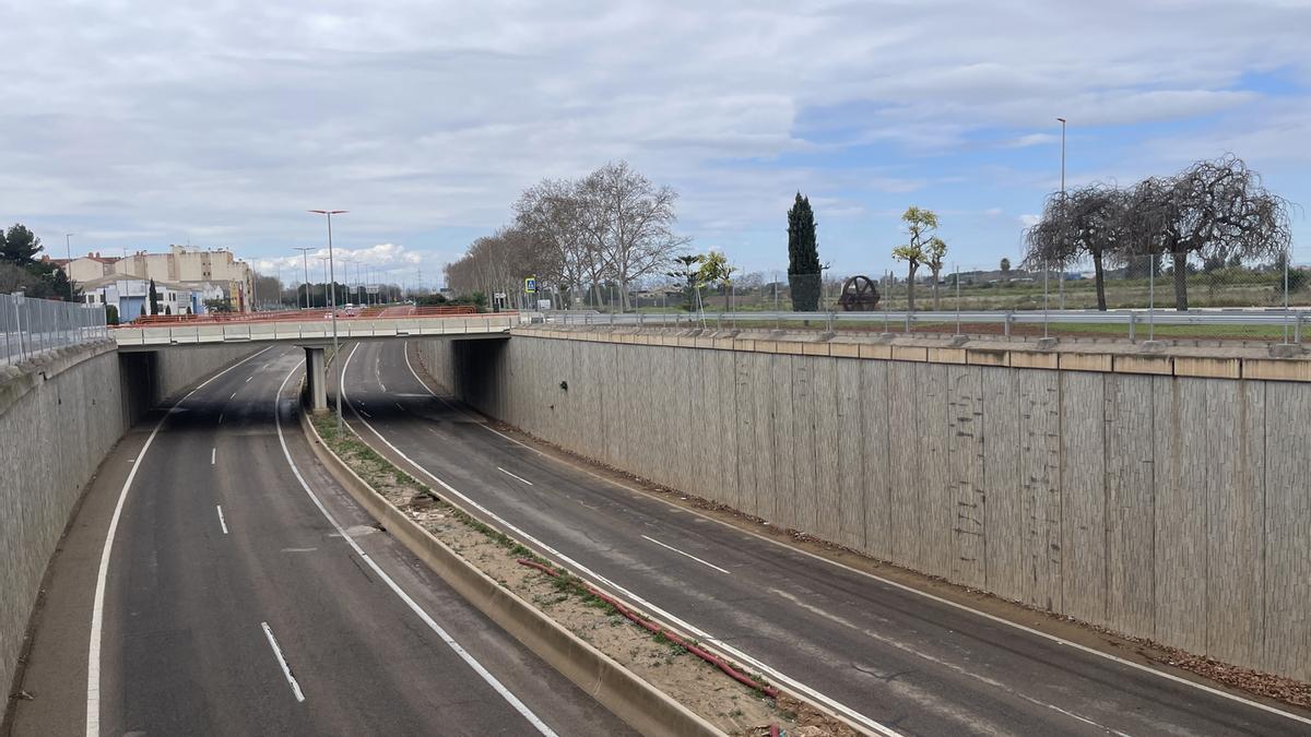 Pas inferior de l’enllaç de Picanya, per afavorir la integració de l’autovia en el seu entorn d’horta