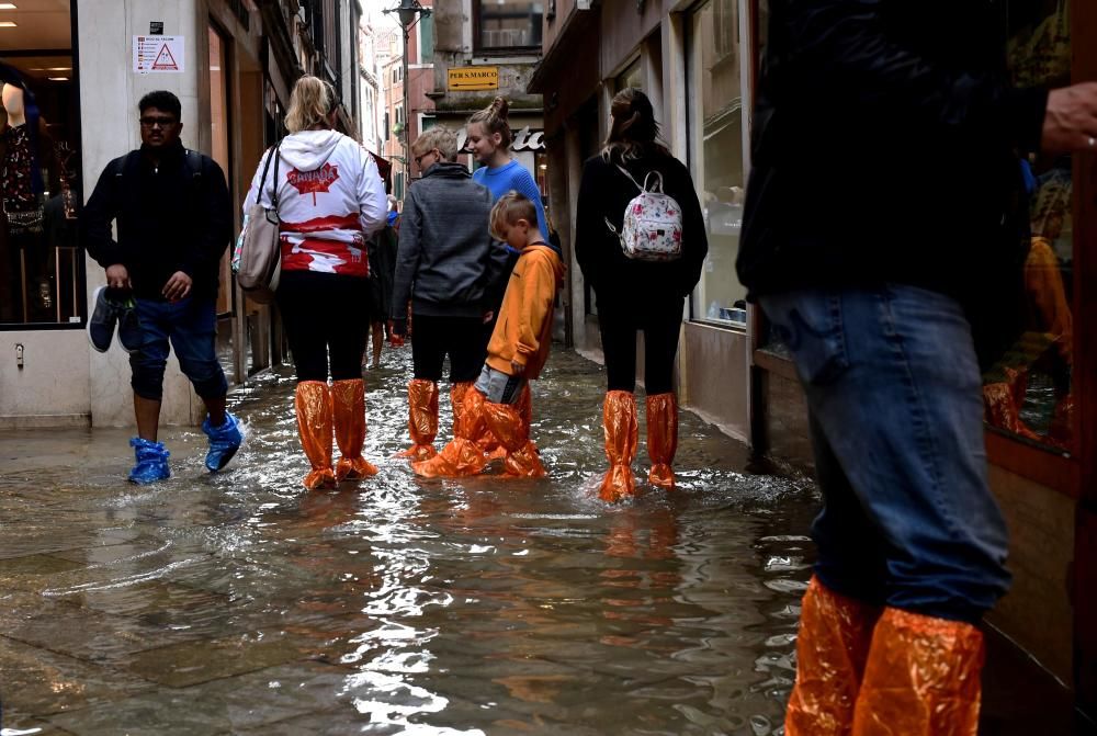 Venecia inundada por el ''acqua alta''