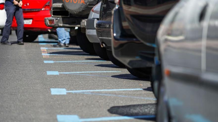 El Ayuntamiento finaliza la implantación de sensores para aparcar en la zona azul