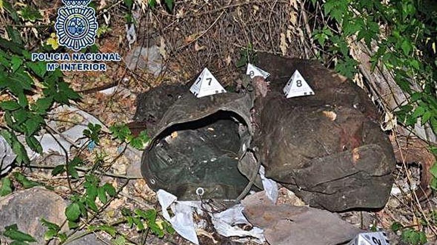 Los dos petates donde se hallaron los huesos con el mismo ADN de la sangre descubierta en la habitación de la pensión.