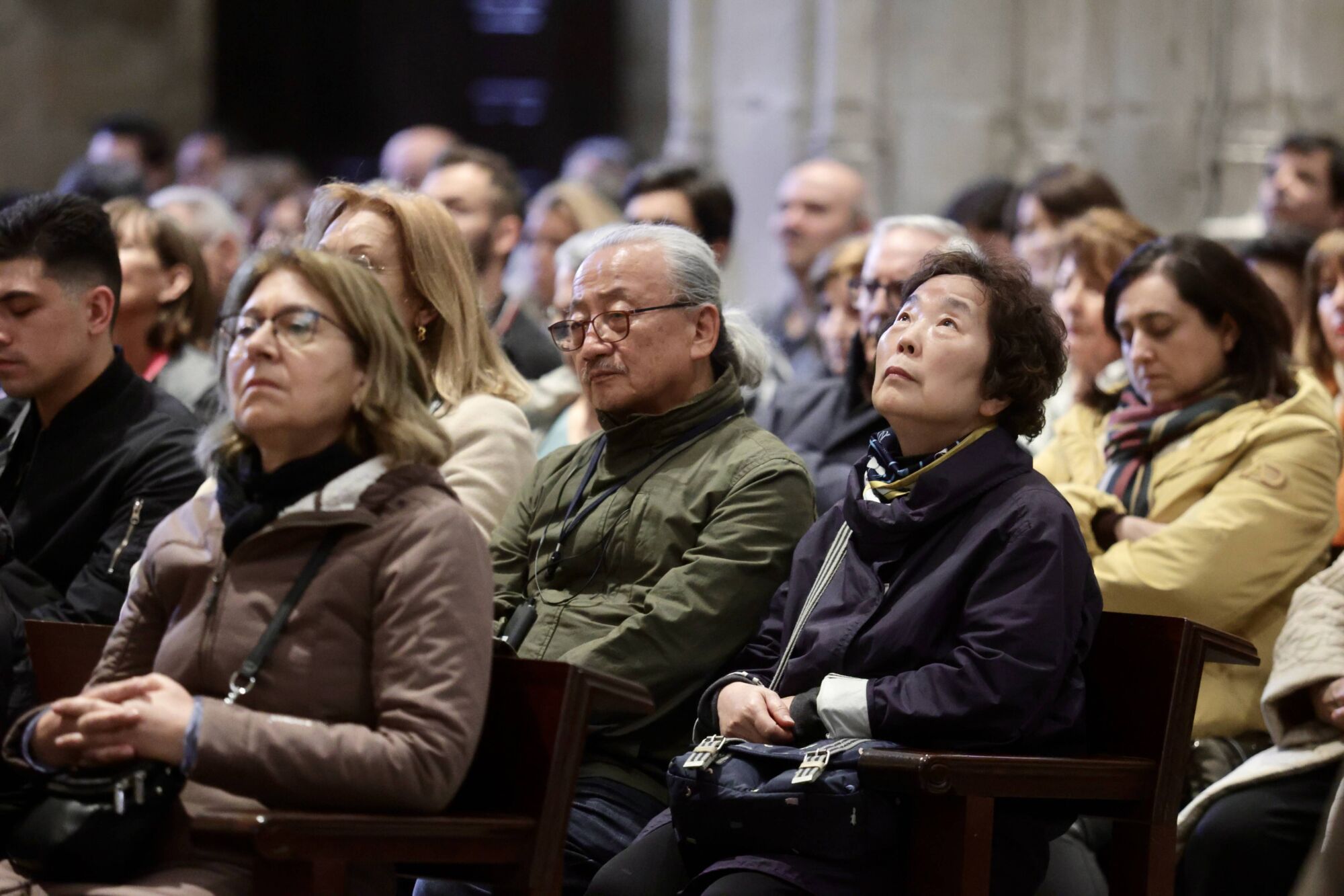 EN IMÁGENES: Devoción por el Santo Sudario en la Catedral de Oviedo