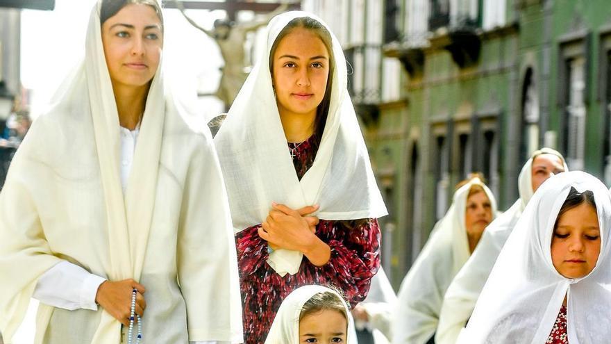 El Cristo Resucitado de Santo Domingo regresa a las calles de Vegueta