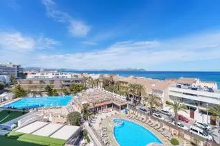 CaixaBank destinó 1.200 millones al sector hotelero de Baleares durante el primer semestre de 2026