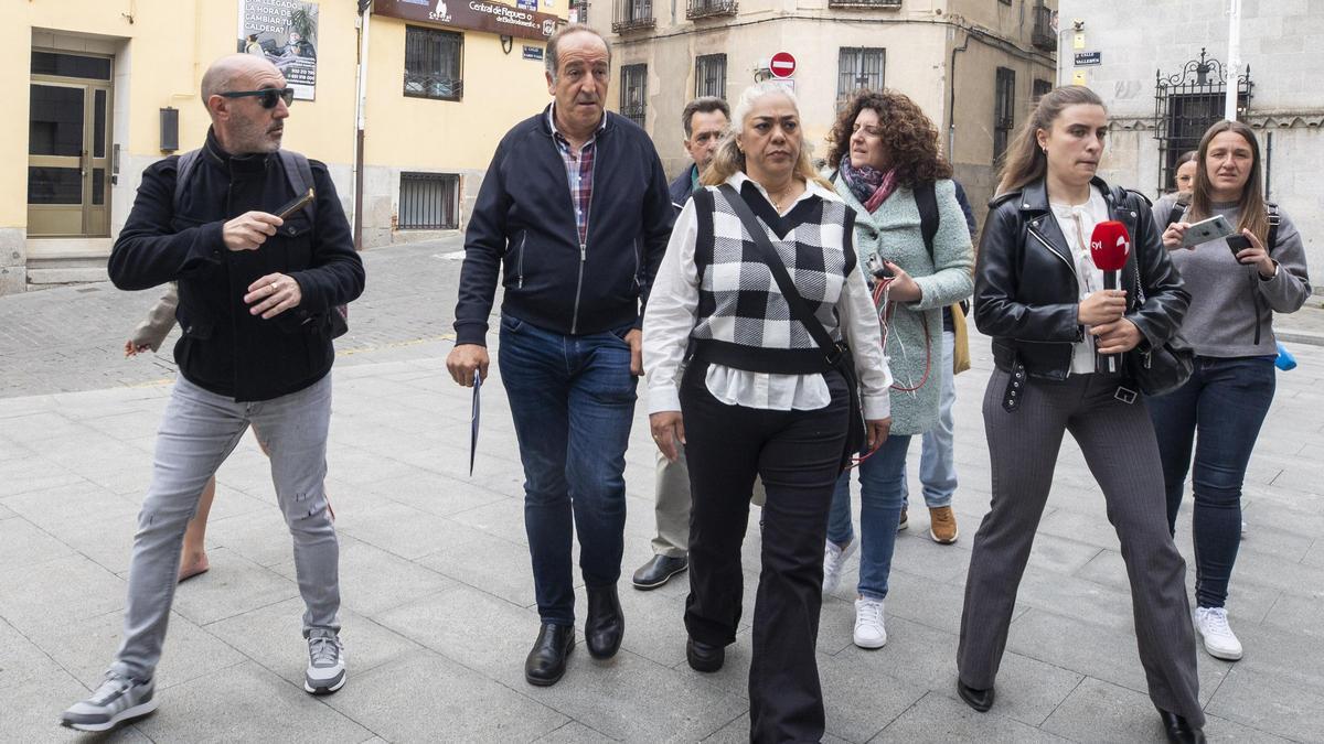 El alcalde de Vita declara por su canción de contenido pederasta