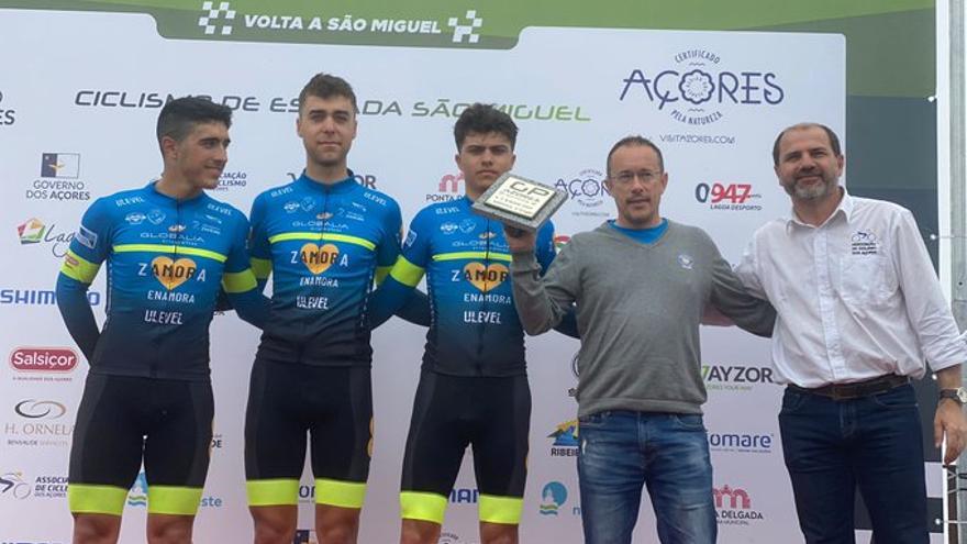 Imagen podium GP Azores por equipos Globalia Zamora Enamora.