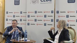 Ángel Simón (Criteria) abre la puerta a invertir en defensa