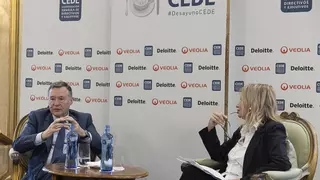 Ángel Simón (Criteria) abre la puerta a invertir en defensa