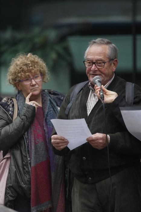 Flashmob «Per dignitat. Cap persona sense llar»