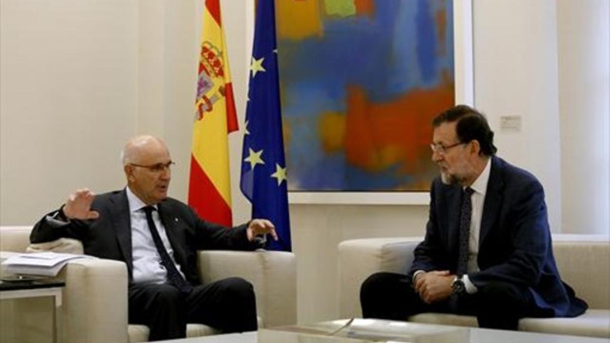 Josep Antoni Duran Lleida junto al presidente del Gobierno, Mariano Rajoy, en su reunión en la Moncloa.