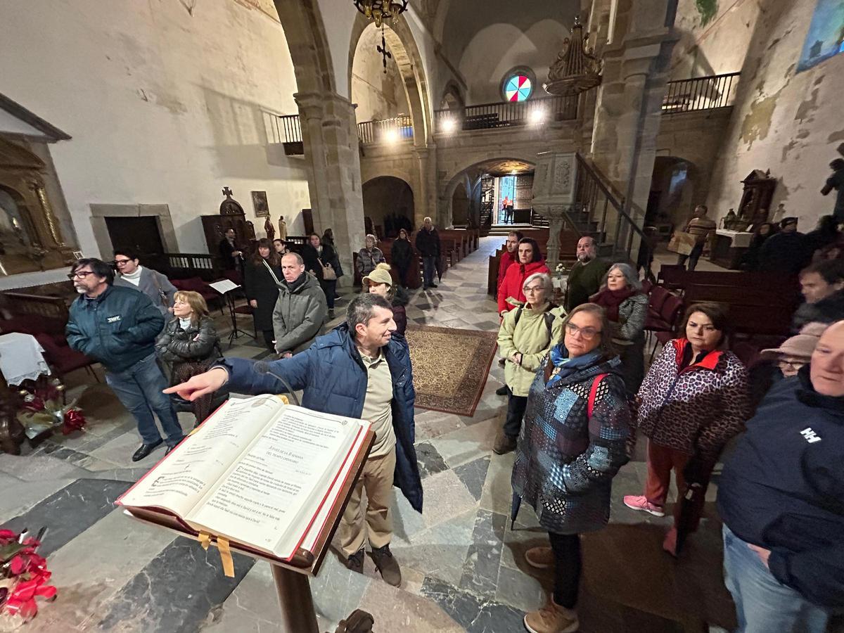 EN IMÁGENES: El monasterio de San Salvador de Cornellana acoge una nueva jornada de visitas guiadas