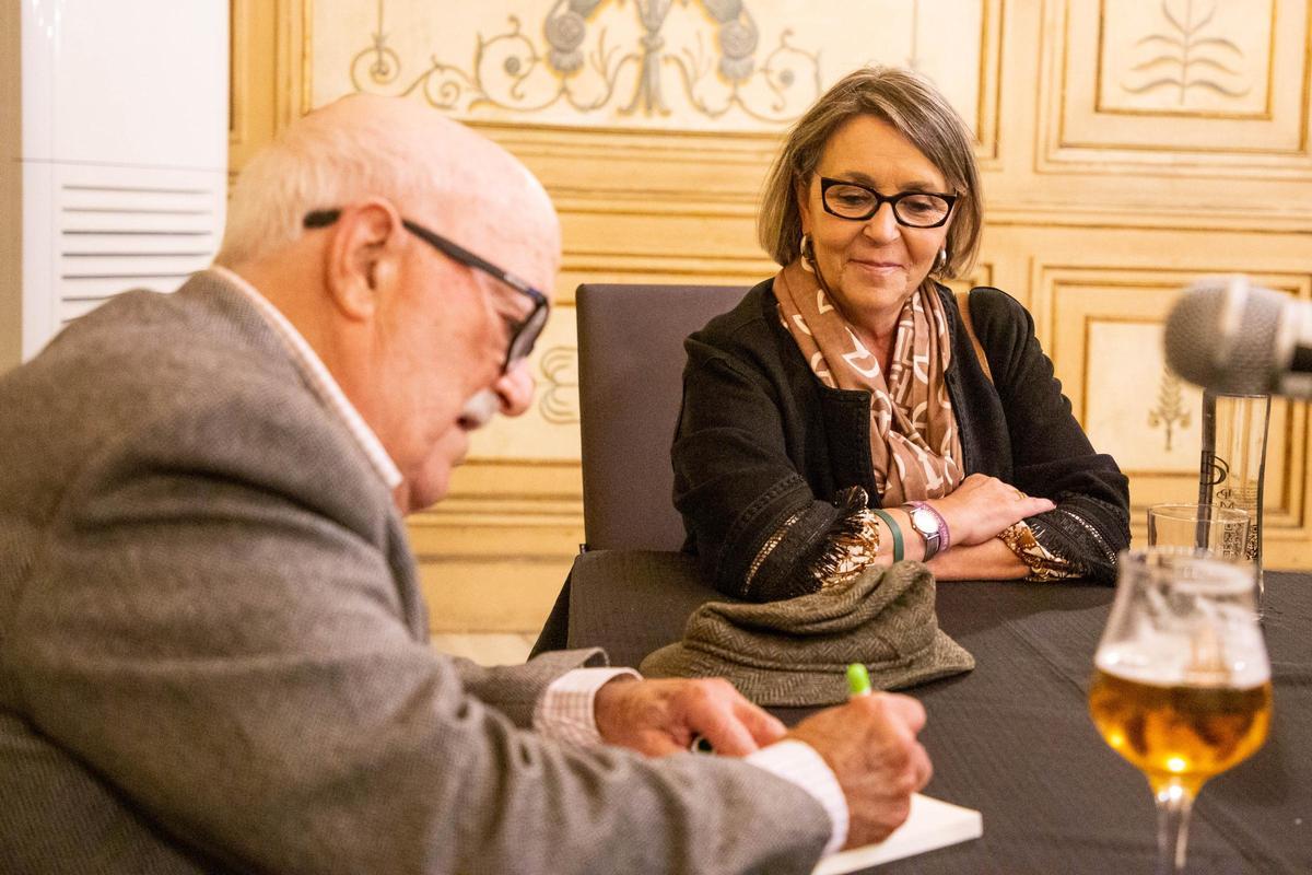CRC reedita el popular "Viaje a los Arroces" del oriolano Alfonso Ortuño CRC reedita el popular "Viaje a los Arroces" del oriolano Alfonso Ortuño