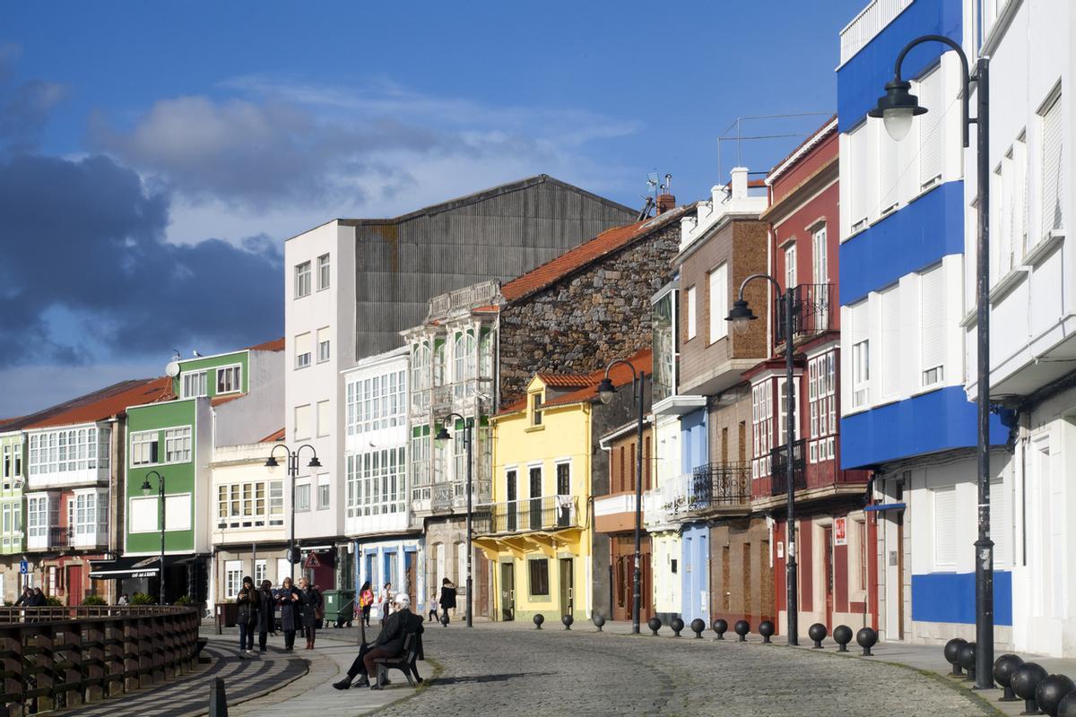 Fachadas de colores y galerías acristaladas tan típicas de A Coruña.