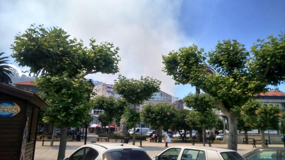 El humo es visible desde Cangas // G.N.