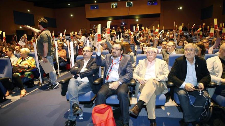 Buey y Toxo llaman a la unidad de CCOO Aragón en un reñido congreso