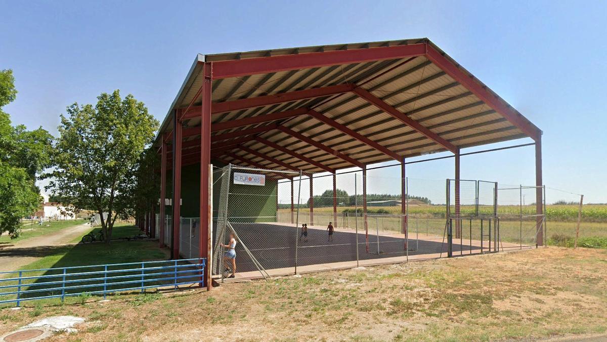 Pistas polideportivas de Olmillos de Valverde.