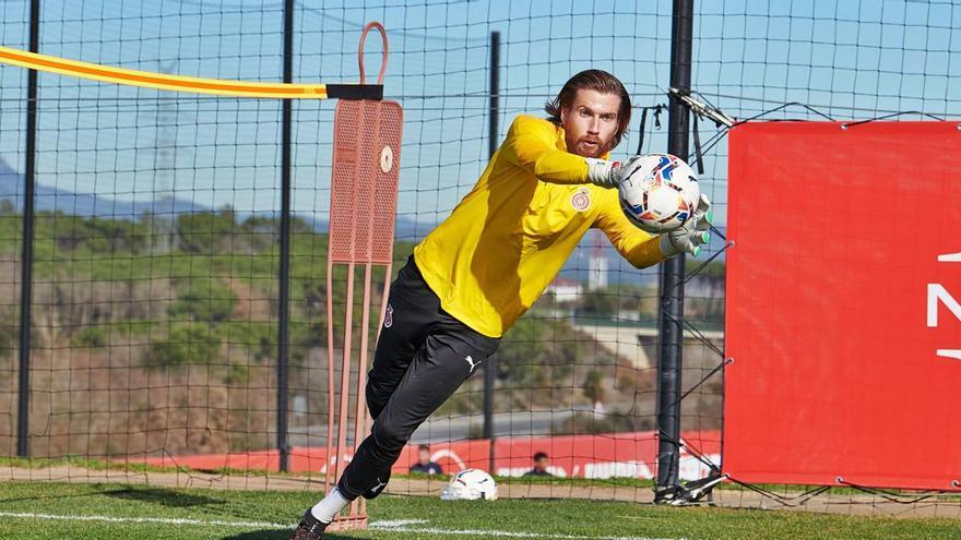 Ortolá va fer ahir el
primer enternament
amb l&#039;equip.  girona fc