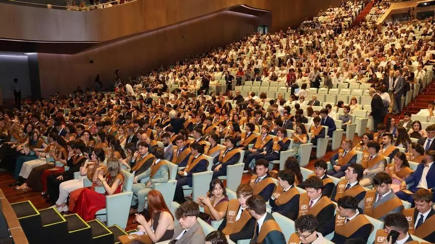 La Escuela de Industriales gradúa a su nueva hornada de talento