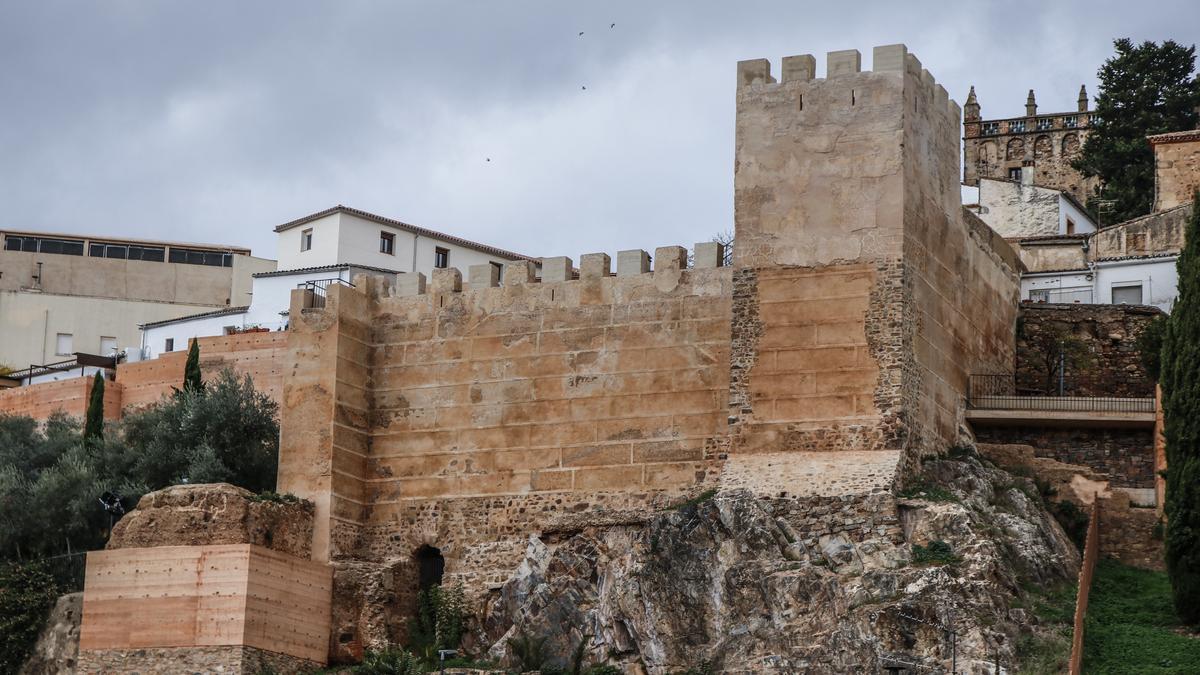 El baluarte de los Pozos tras la reforma que se ha hecho en este enclave del cerco almohade.