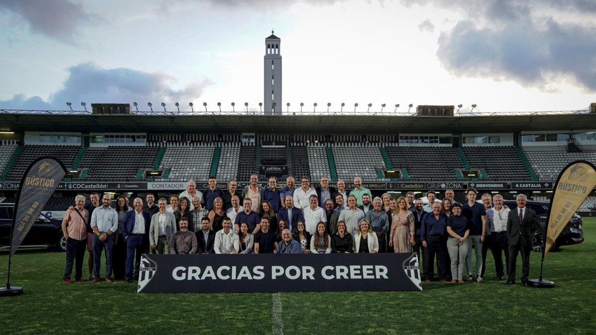 El club albinegro sigue creciendo en todos los ámbitos. En la imagen, un encuentro con sponsors y colaboradores.