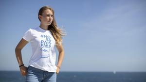 Olivia Mandle, activista que impulsa la liberación de los delfines en cautividad