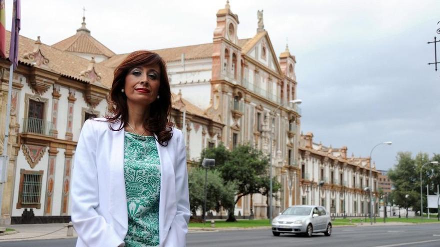 La alcaldesa de Luque recomienda a los vecinos que restrinjan al máximo sus salidas a la calle