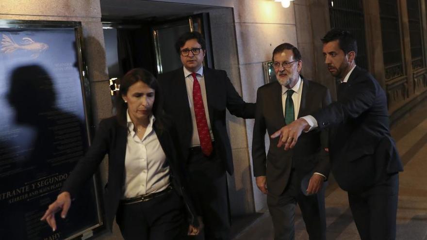 Rajoy, reunido durante 7 horas con sus ministros durante el debate de la moción de censura