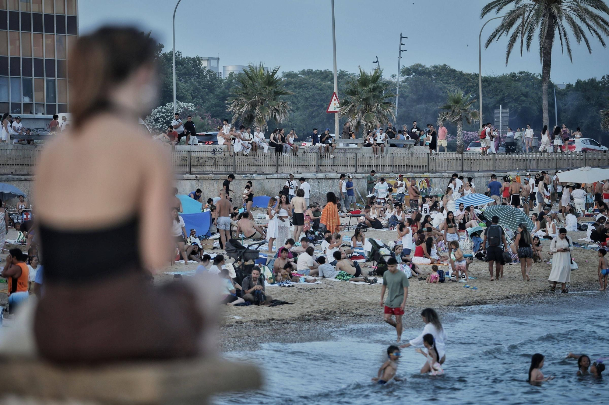 Palma disfruta de su noche más mágica del año con Sant Joan