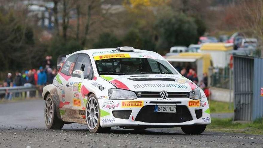 Álvaro Méndez fue el mejor piloto local de la carrera. // Bernabé