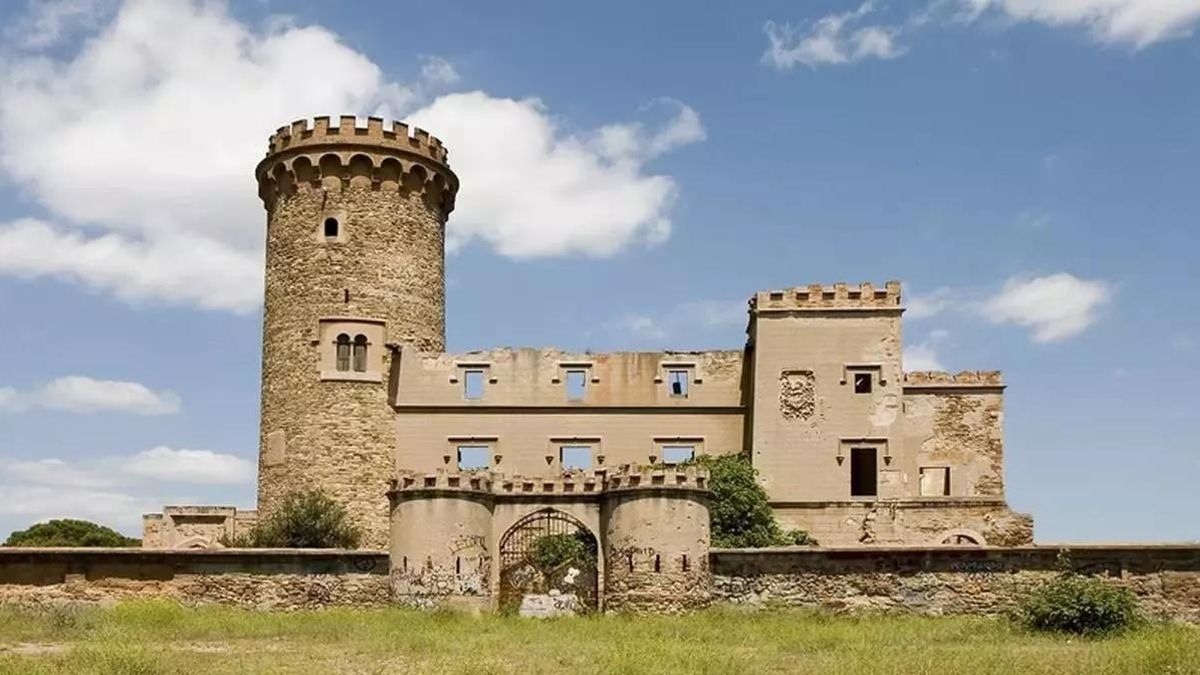 La Torre Salvana, una fortificación del siglo X que debes visitar este Halloween en Barcelona