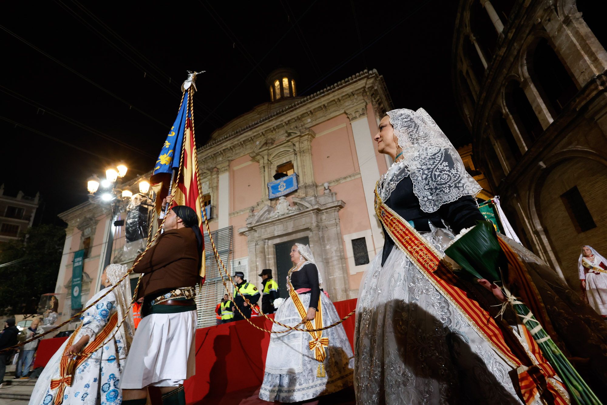 Todas las fotos de la Ofrenda del 17 de marzo por la calle de la Paz de 19:00 a 20:00 horas