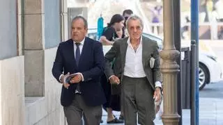 Carlos Baño pasa del olor de multitudes a la puerta cerrada en su renovación en la Cámara de Alicante