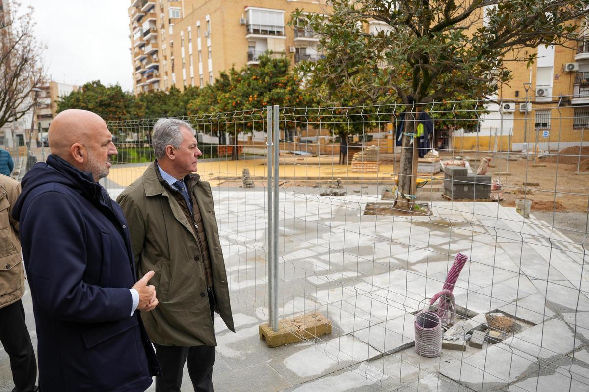 El Ayuntamiento de Sevilla Através de Emasesa renovará las redes de abastecimiento en la calle Rubén Darío de Triana