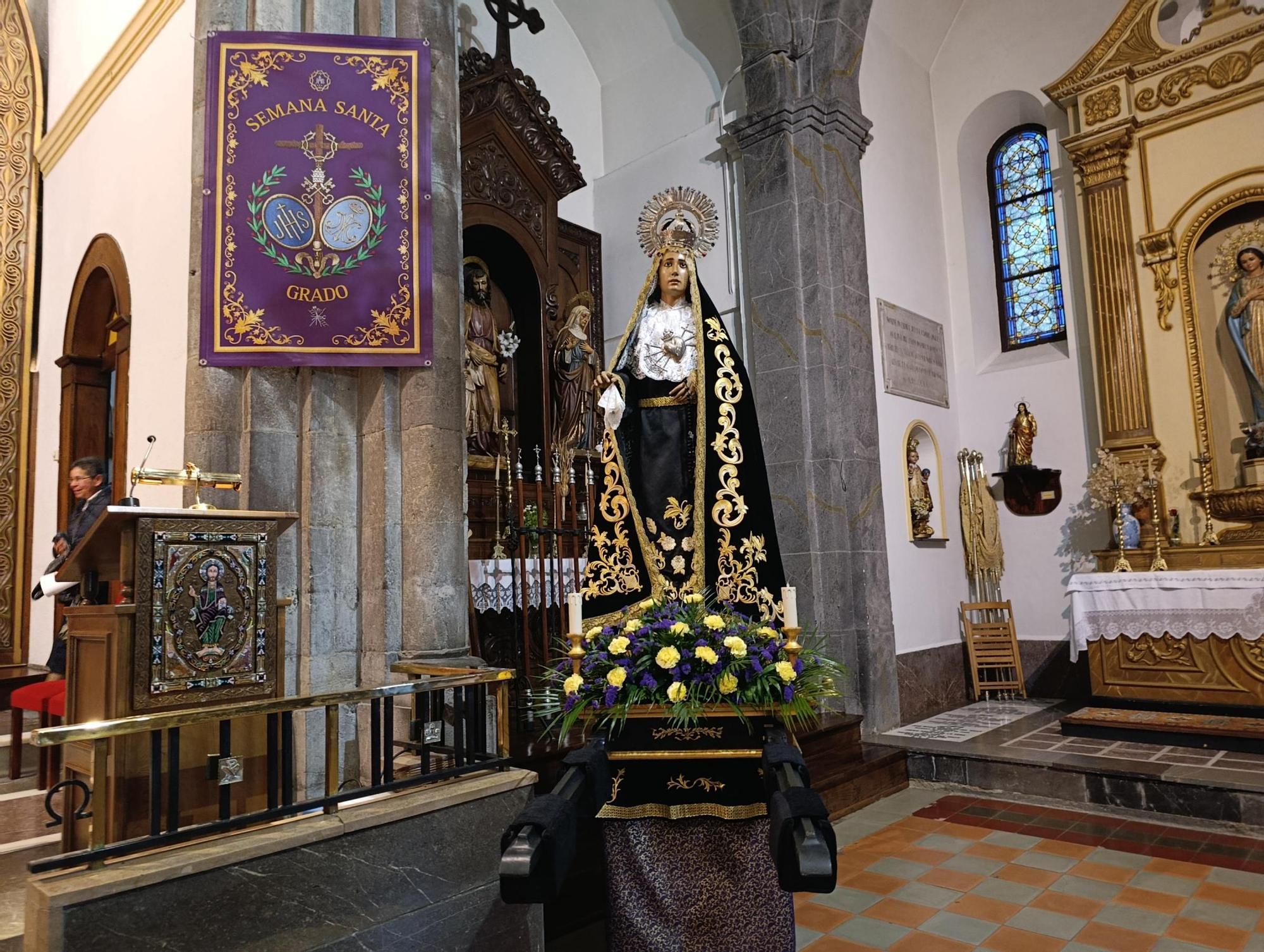 El Nazareno y la Virgen Dolorosa emocionan en Grado