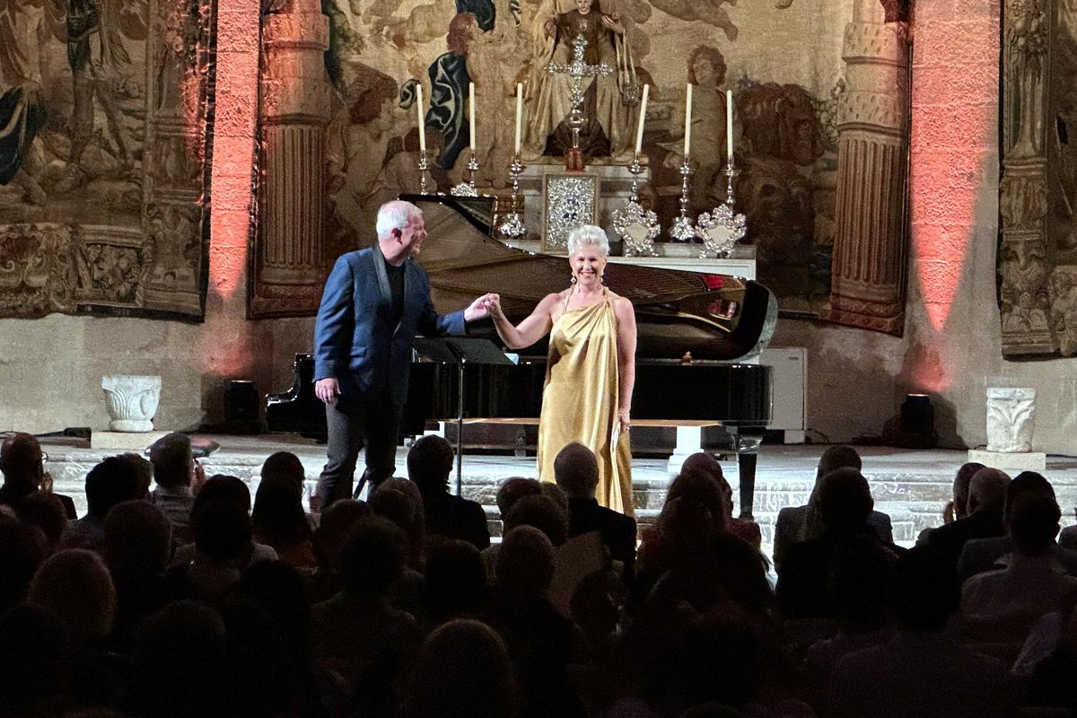 La mezzosporano Joyce DiDonato amb el pianista Craig Terry a l'Església del Carme de Peralada.