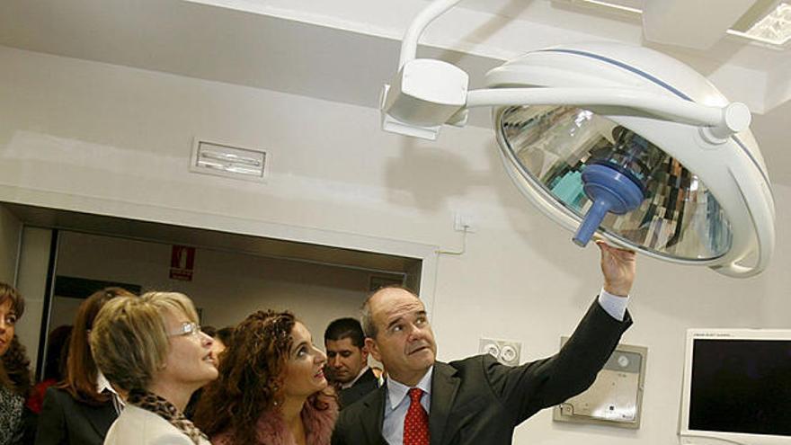 Córdoba. Chaves inauguró ayer el Hospital Valle del Guadiato.