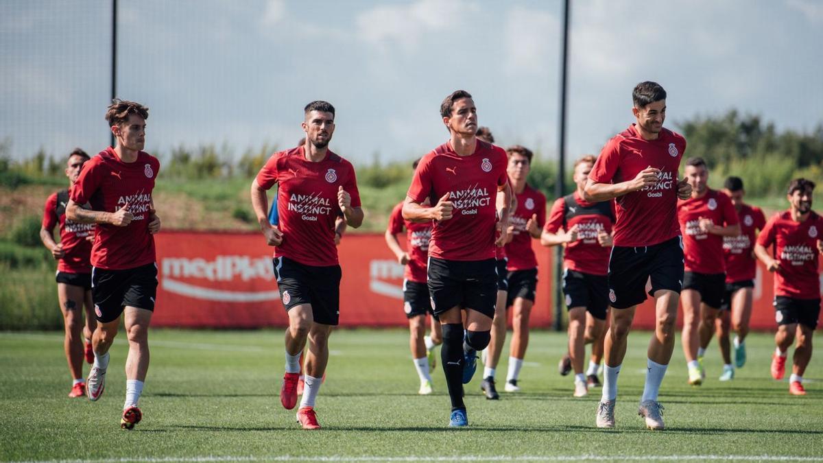 Els jugadors del Girona es continuaran exercitant als camps de la Vinya, com a mínim, fins a final de temporada. | GIRONA FC