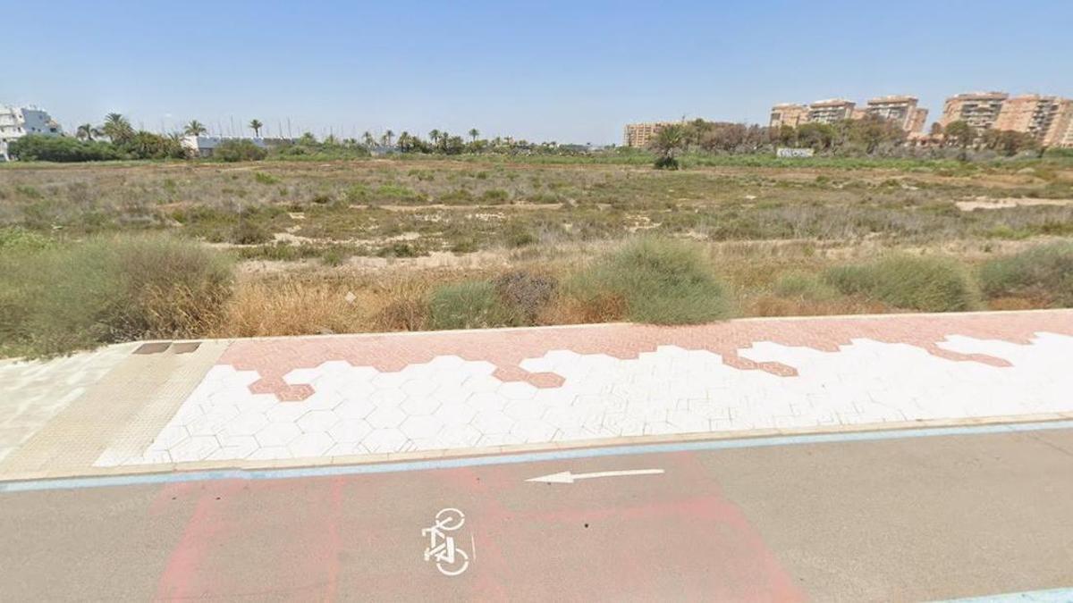 Uno de los proyectos urbanístico está situado en una gran parcela en la zona de El Estacio, en La Manga del Mar Menor (San Javier).