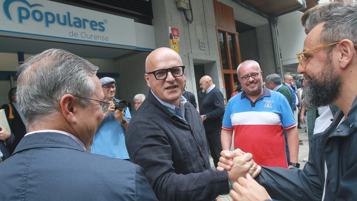 Baltar, el pasado domingo en la sede de los populares de Ourense.