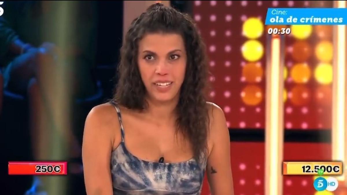 La tinerfeña Bea abre uno de los formatos más esperados en la televisión: ¡Allá tú!, en Telecinco