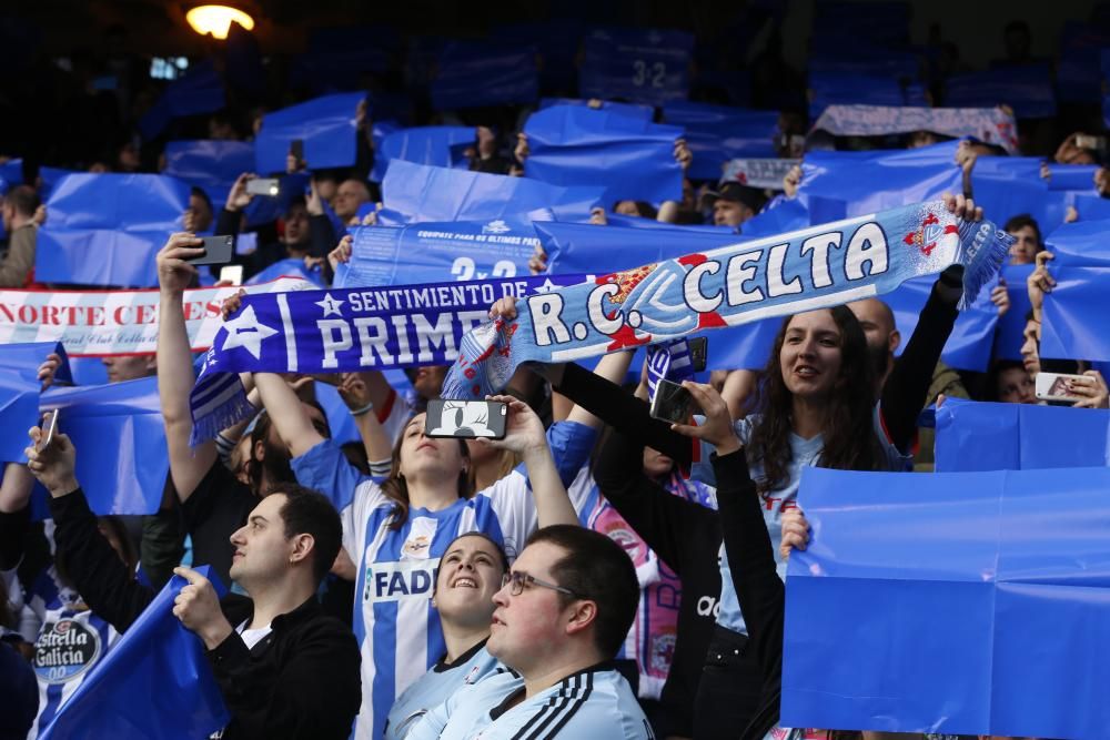 La afición del Celta fue, una vez más, protagonista de la fiesta del fútbol gallego. Más de 900 celtistas viajaron a Riazor, animaron al equipo y cantaron en himno de Galicia a capela junto a la hinch