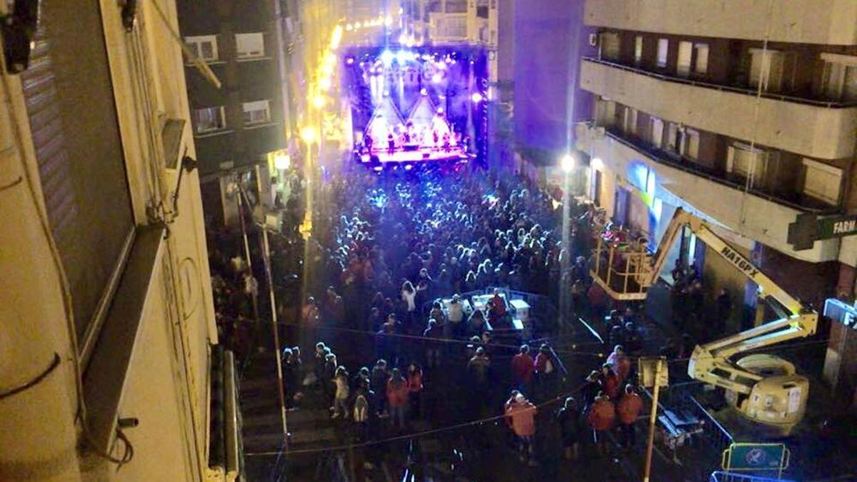 Verbena en una demarcación fallera