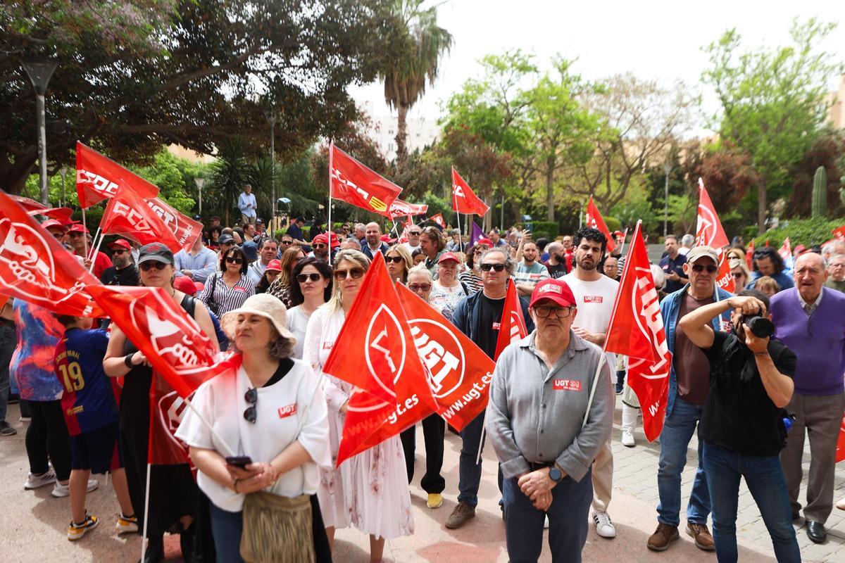 Concentración del 1 de mayo en Ibiza: «Si no suben los sueldos, comeremos zapatos»
