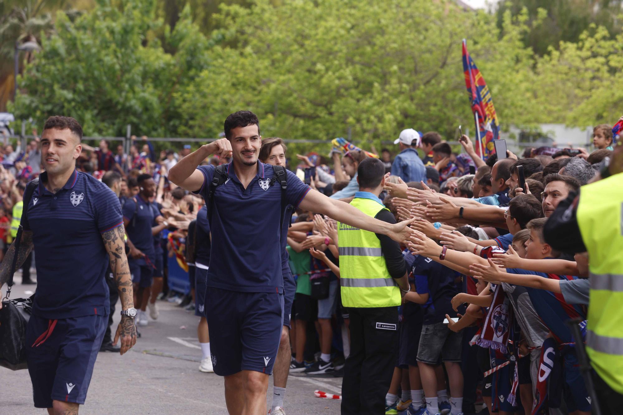 Así fue la emocionante recepción al Levante UD