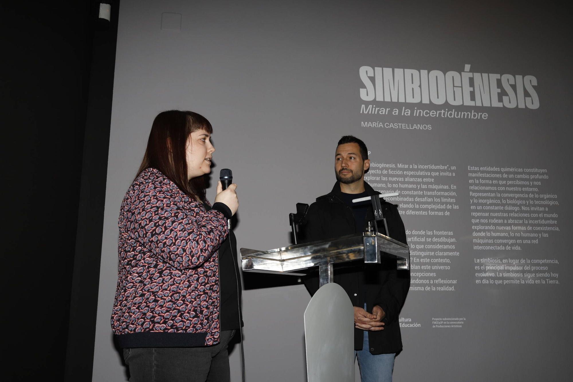 “Simbiogénesis. Mirar a la incertidumbre”, la exposición de María Castellanos, en imágenes