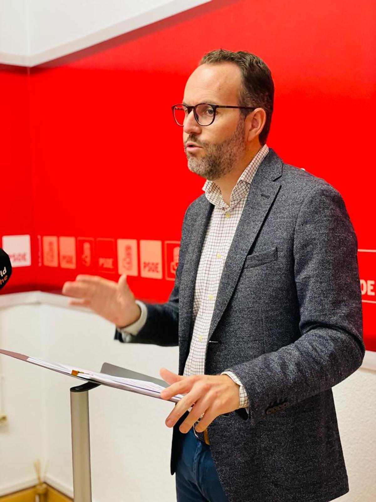 El portavoz del PSOE, Héctor Díez